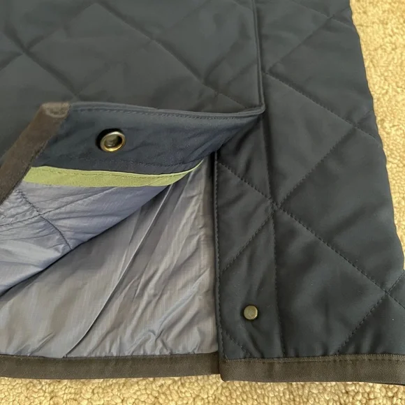 Vineyard Vines Men’s Quilted Vest- Navy Blue - Picture 5 of 9